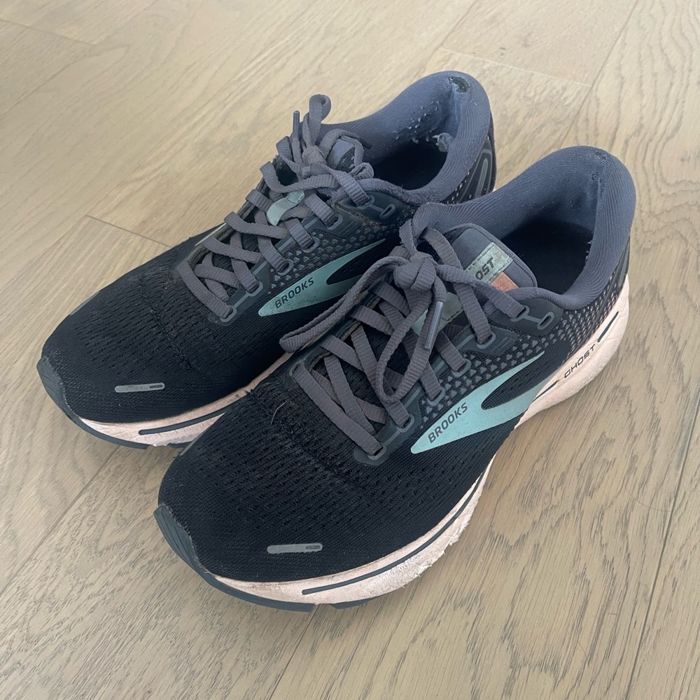 Brooks Ghost - Picture 3 of 5